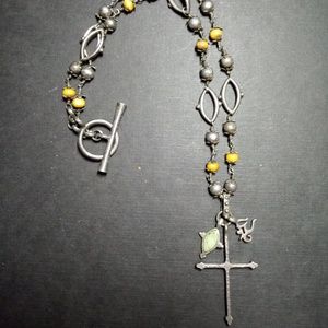 LUCKY BRAND CROSS NECKLACE